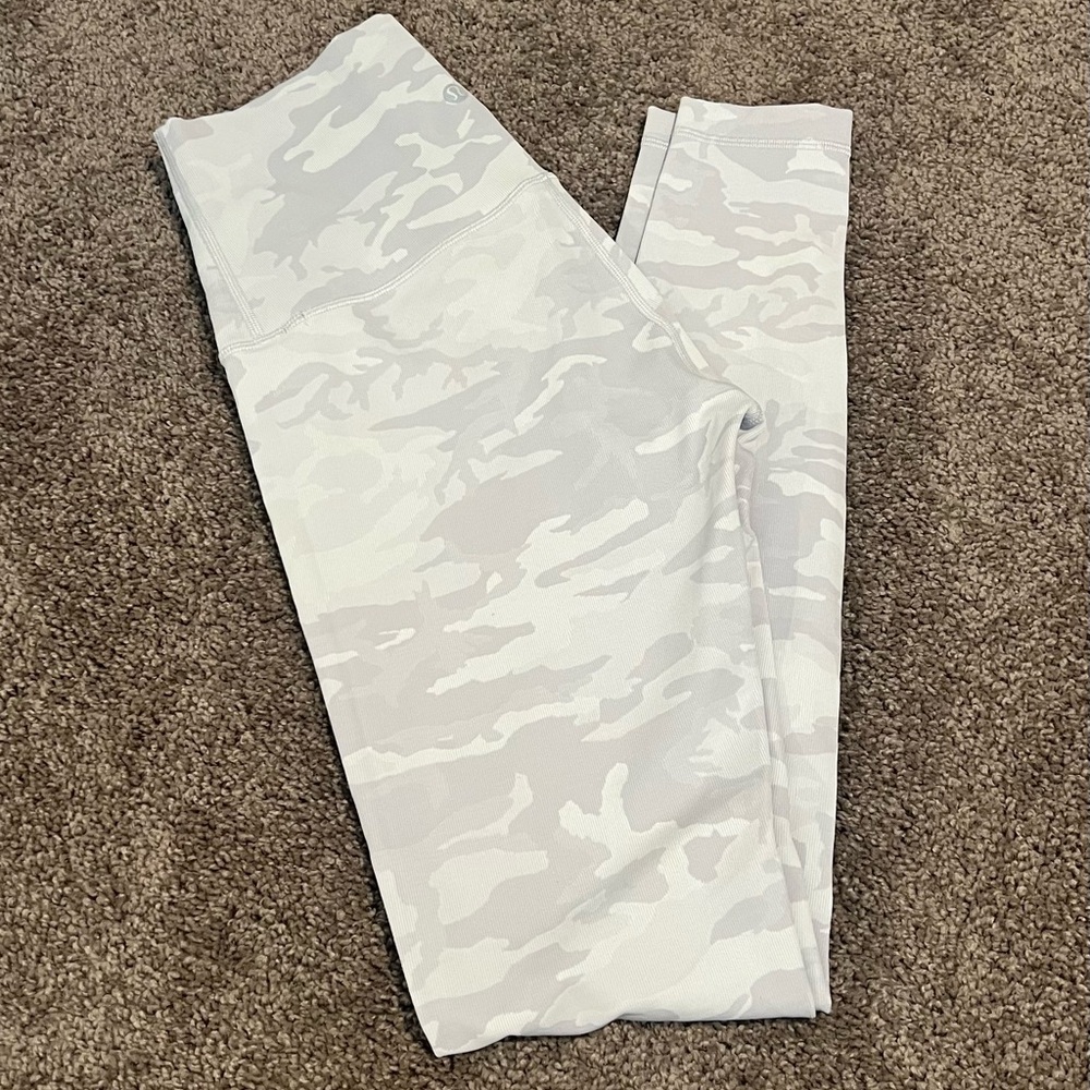 Lululemon Wunder Under Super High Rise Tight 28” Luxtreme